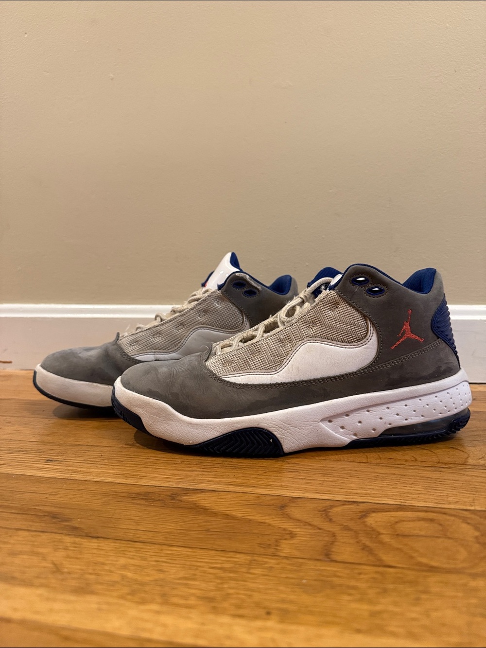 Jordan Basketball Kids Grey, White and Navy Jumpman Sneakers